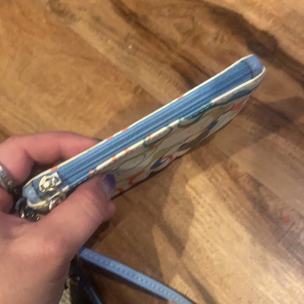 Coach cream nylon, butterfly, signature C wristlet - Picture 8 of 15